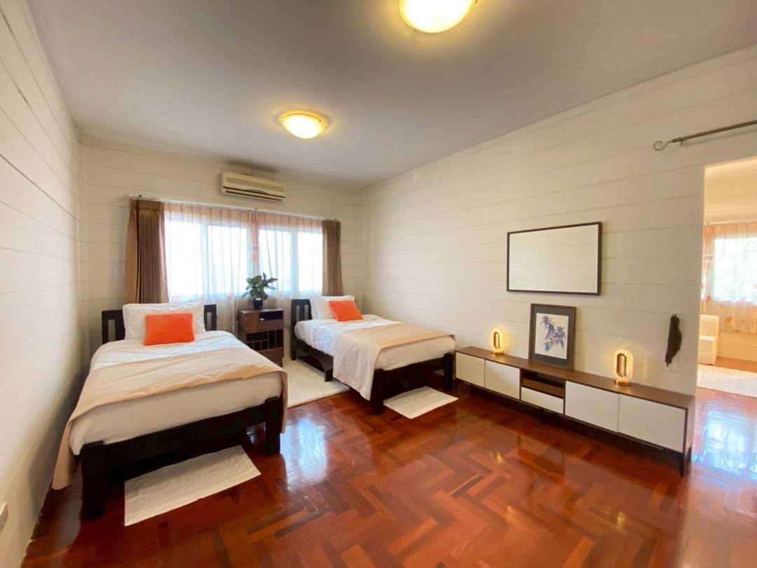 Twin room
